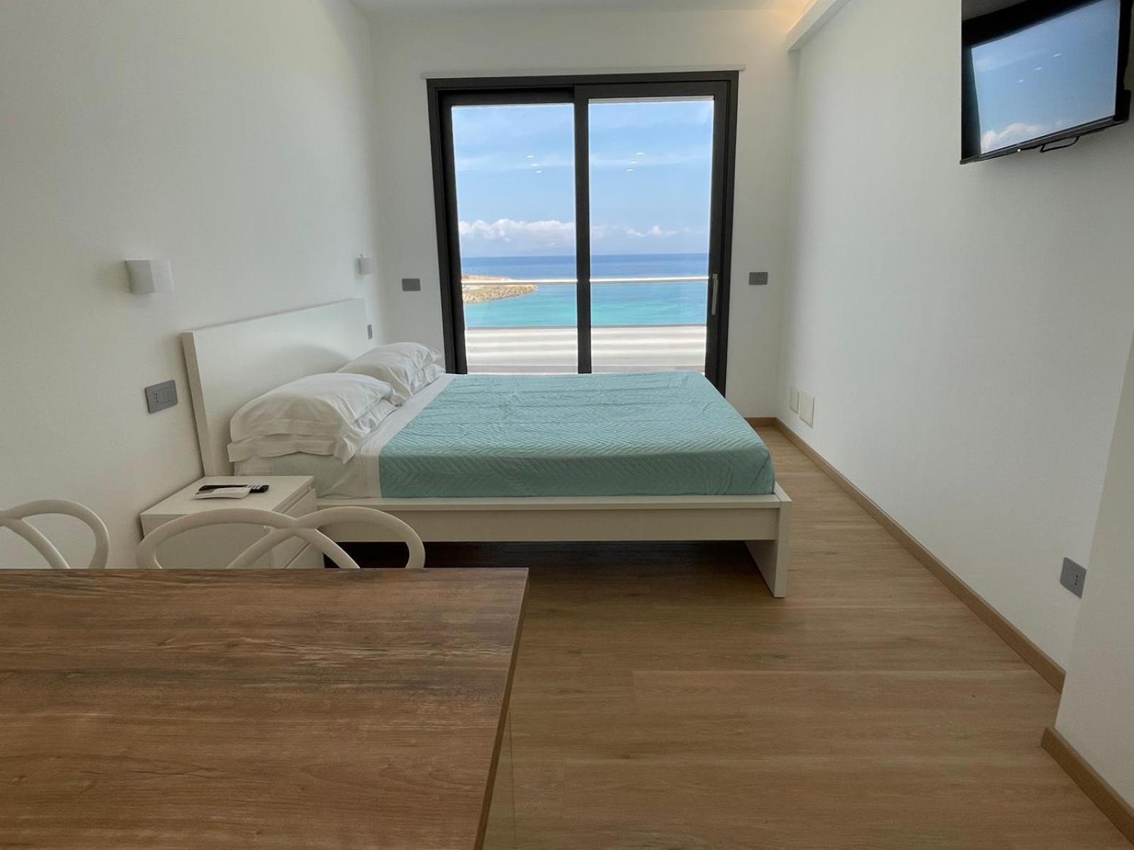 Casa Vacanza Acquamarina Porto Torres Bagian luar foto